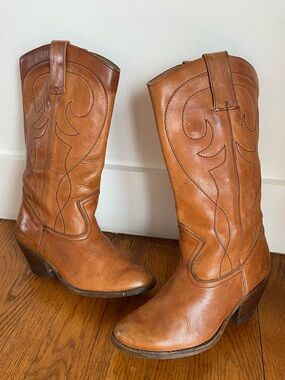 Vintage cowboy boots